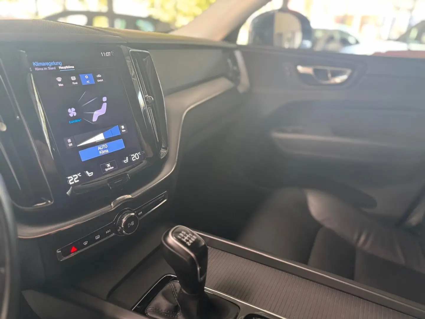 XC60 Momentum Pro 2WD