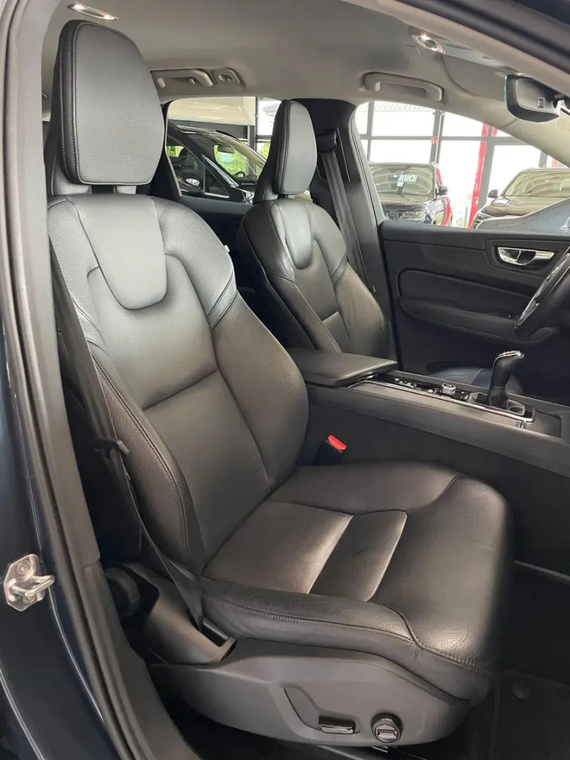 XC60 Momentum Pro 2WD