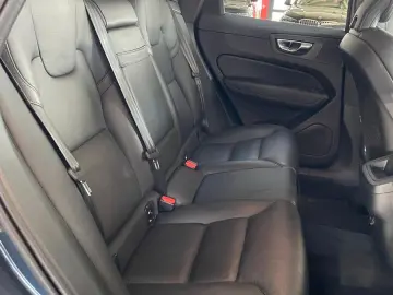 XC60 Momentum Pro 2WD