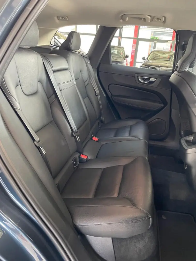 XC60 Momentum Pro 2WD