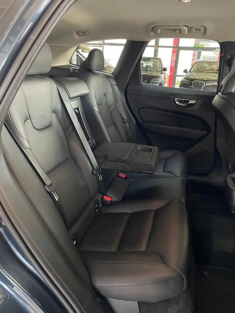 XC60 Momentum Pro 2WD