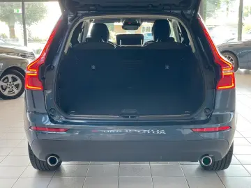 XC60 Momentum Pro 2WD