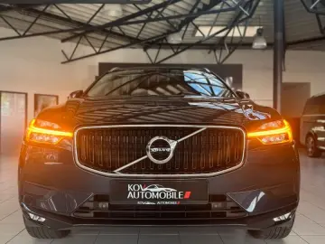 XC60 Momentum Pro 2WD