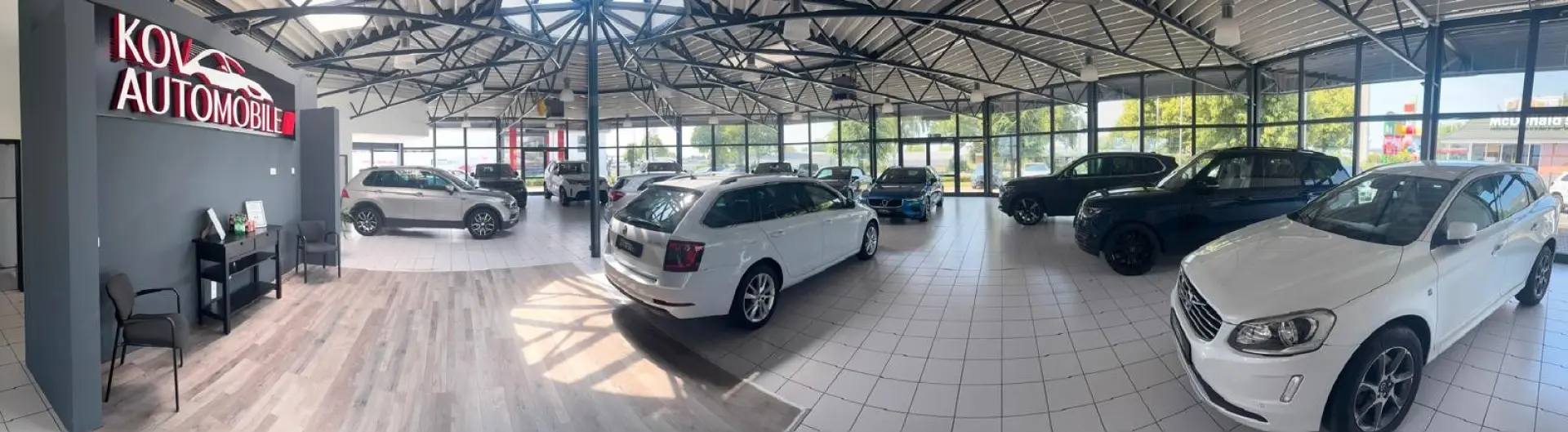 XC60 Momentum Pro 2WD