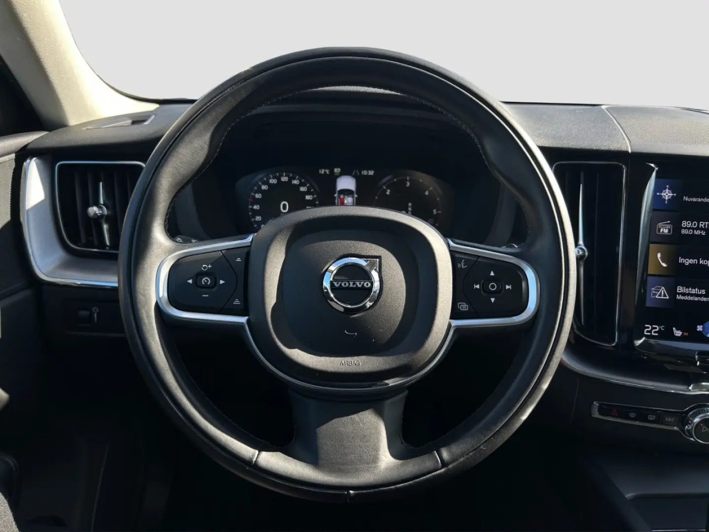 XC60 B4 Momentum Pro/Navi/LED/AHK/Standhz/Kamera