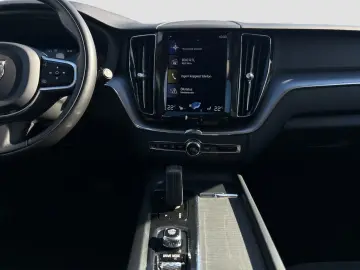 XC60 B4 Momentum Pro/Navi/LED/AHK/Standhz/Kamera