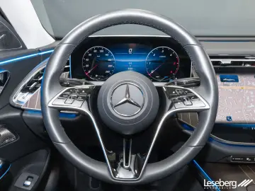 E 220 d Exclusive DIG. LIGHT/Pano/Distronic/360°