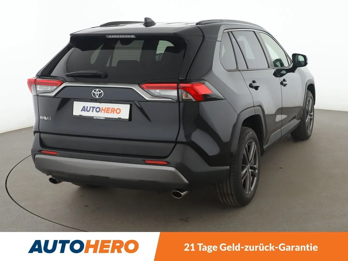 RAV 4 2.0 4x2 Club *ALU*SHZ*PDC*ACC*