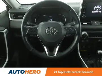 RAV 4 2.0 4x2 Club *ALU*SHZ*PDC*ACC*