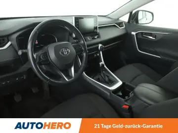 RAV 4 2.0 4x2 Club *ALU*SHZ*PDC*ACC*