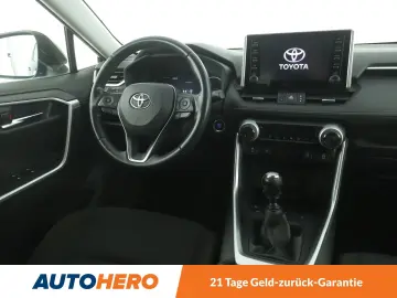 RAV 4 2.0 4x2 Club *ALU*SHZ*PDC*ACC*