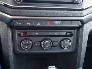 Amarok 3.0 TDI 4M Dark Label Bi-Xenon PDC AHK