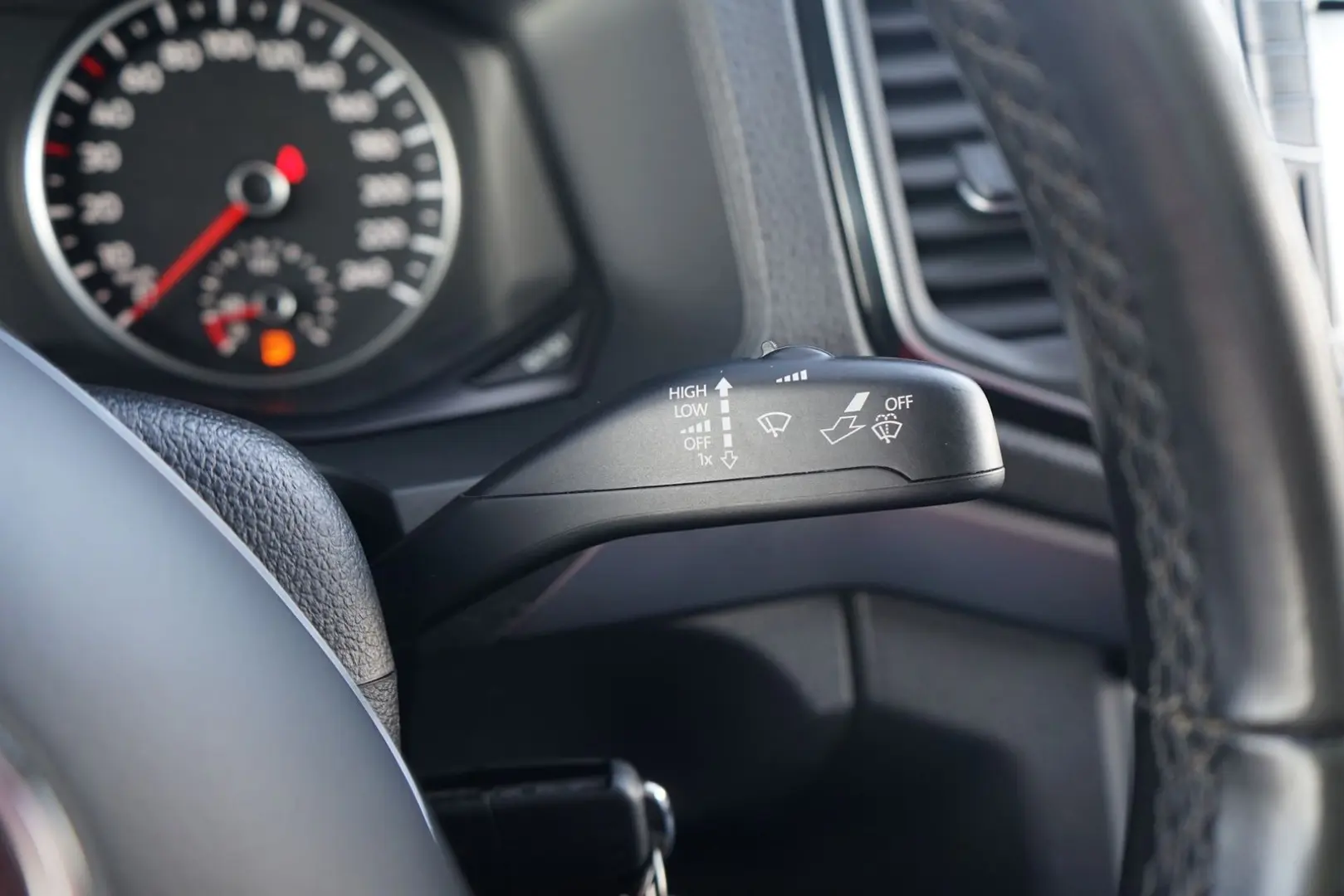 Amarok 3.0 TDI 4M Dark Label Bi-Xenon PDC AHK