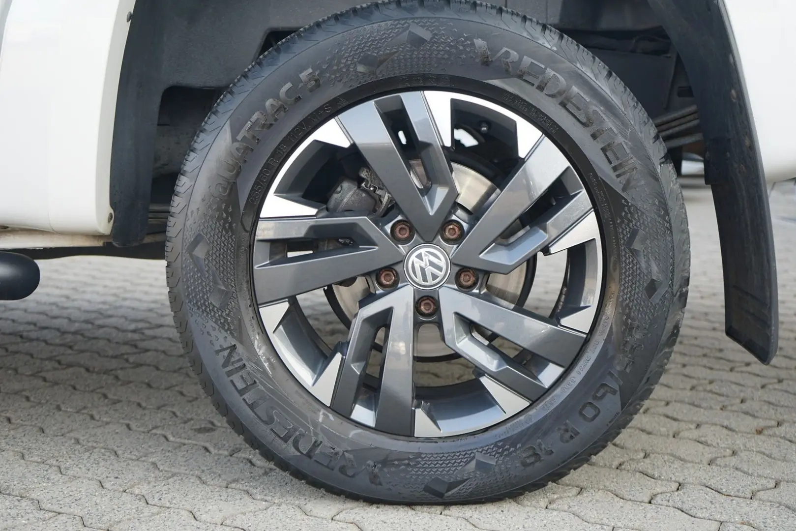 Amarok 3.0 TDI 4M Dark Label Bi-Xenon PDC AHK