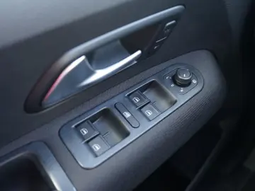 Amarok 3.0 TDI 4M Dark Label Bi-Xenon PDC AHK