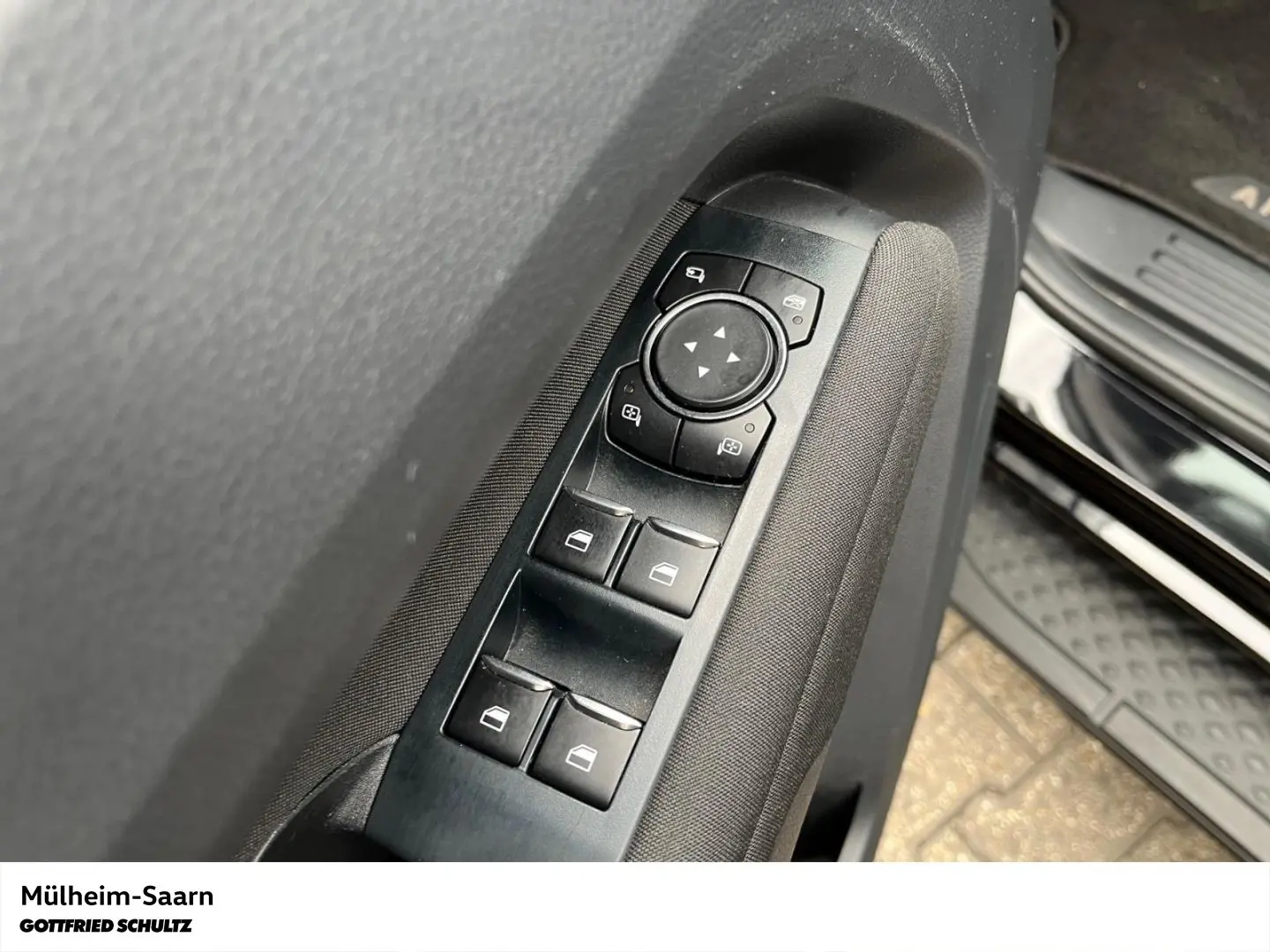 Amarok DoKa 2.0 TDI 4Motion Life LED Rückfahrkam