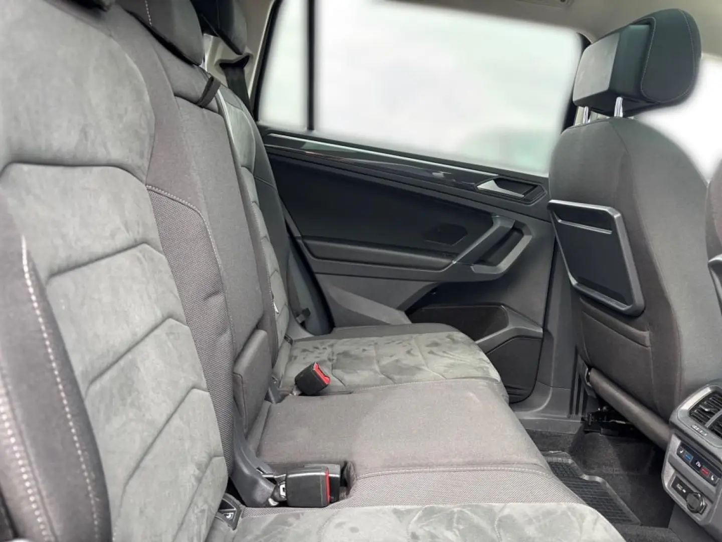 TIGUAN ALLSPACE TSI HIGHLINE PANO/AHK/NAVI/LED