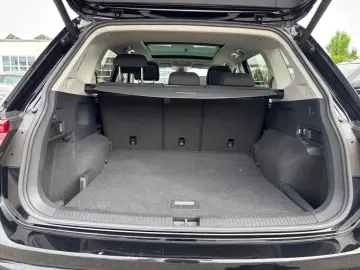 TIGUAN ALLSPACE TSI HIGHLINE PANO/AHK/NAVI/LED