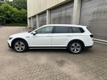 Passat Alltrack 2.0TDI 4Motion*Leder*Navi*Virtua