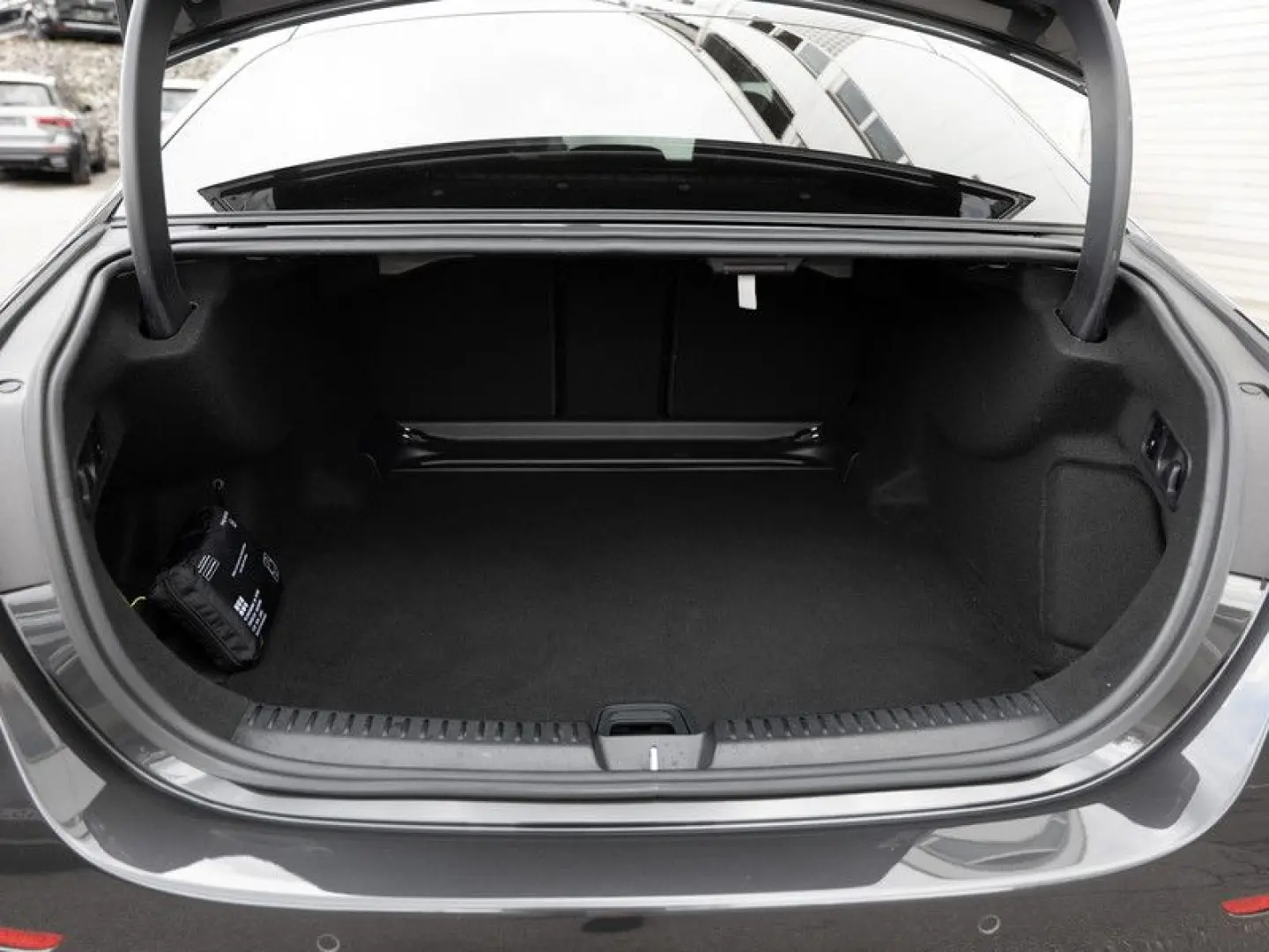 E 220 d AMG-Sport/Superscreen/Pano/Sitzklima/20'