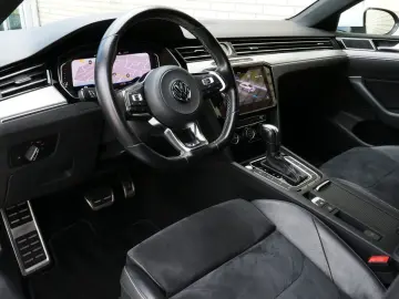 Arteon R-LINE Digital Cockpit 4xShz Kamera 19