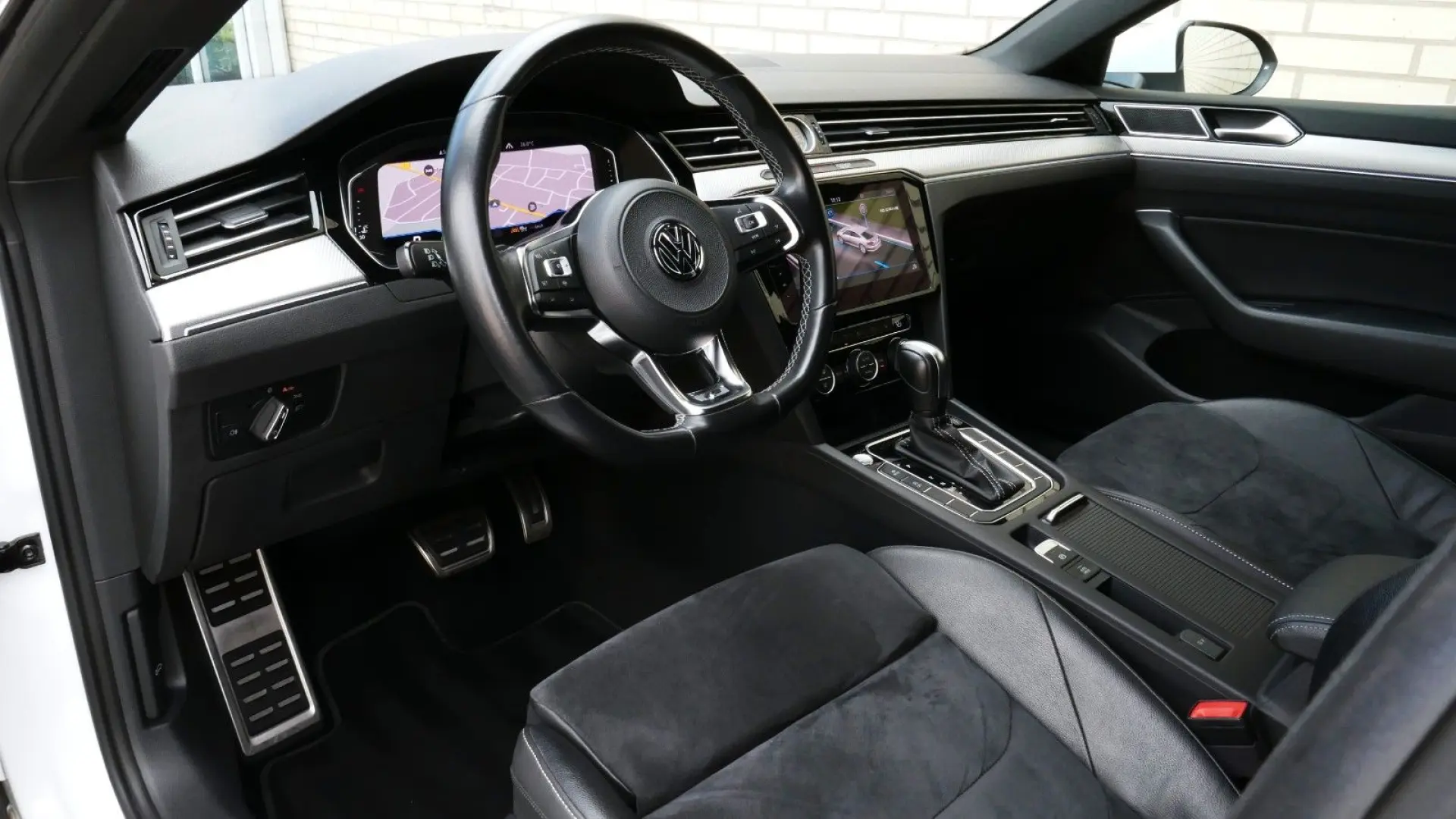 Arteon R-LINE Digital Cockpit 4xShz Kamera 19
