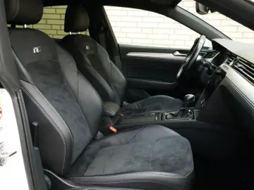 Arteon R-LINE Digital Cockpit 4xShz Kamera 19