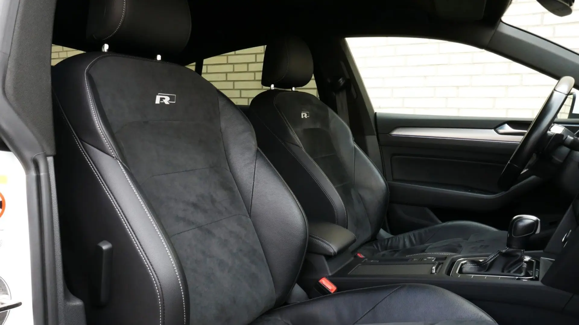 Arteon R-LINE Digital Cockpit 4xShz Kamera 19