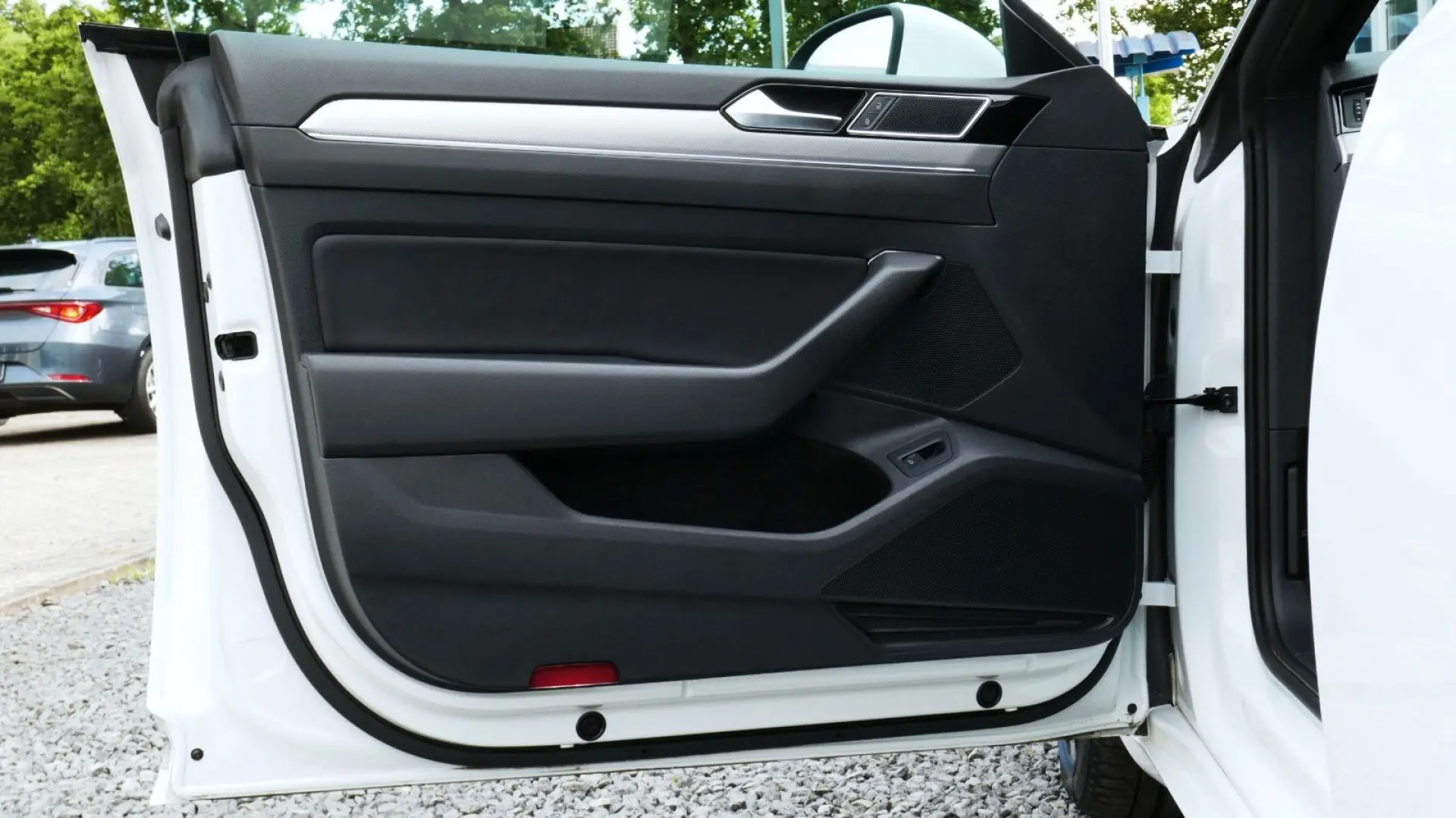 Arteon R-LINE Digital Cockpit 4xShz Kamera 19