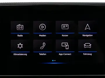 Arteon R-LINE Digital Cockpit 4xShz Kamera 19