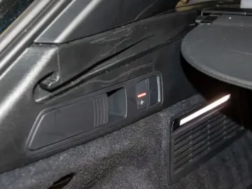 Q5 40 TDI quattro S line AHK Matrix Pano HeadUp