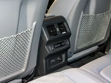 Q5 40 TDI quattro S line AHK Matrix Pano HeadUp