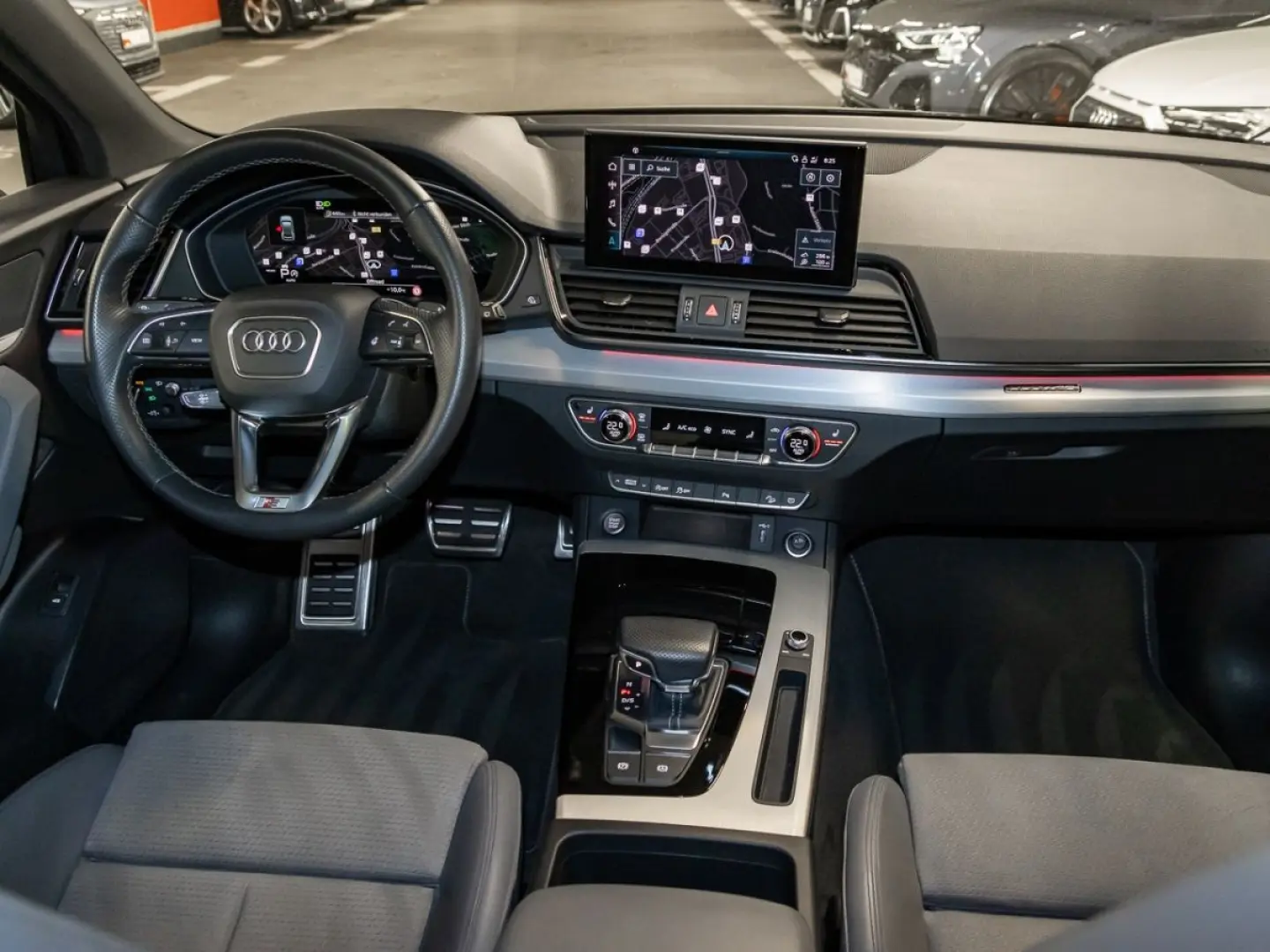 Q5 40 TDI quattro S line AHK Matrix Pano HeadUp