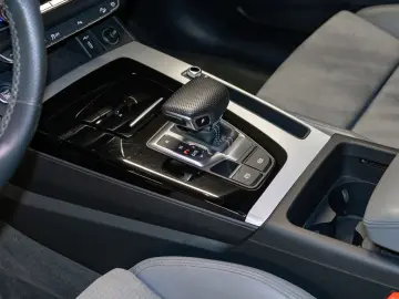 Q5 40 TDI quattro S line AHK Matrix Pano HeadUp