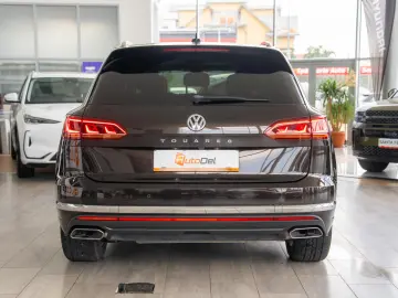Volkswagen Touareg 3.0TDI V6 Tiptronic 