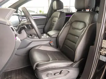 Volkswagen Touareg 3.0TDI V6 Tiptronic 