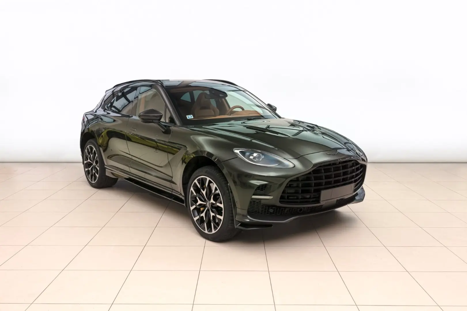 DBX 4.0 V8 DBX707