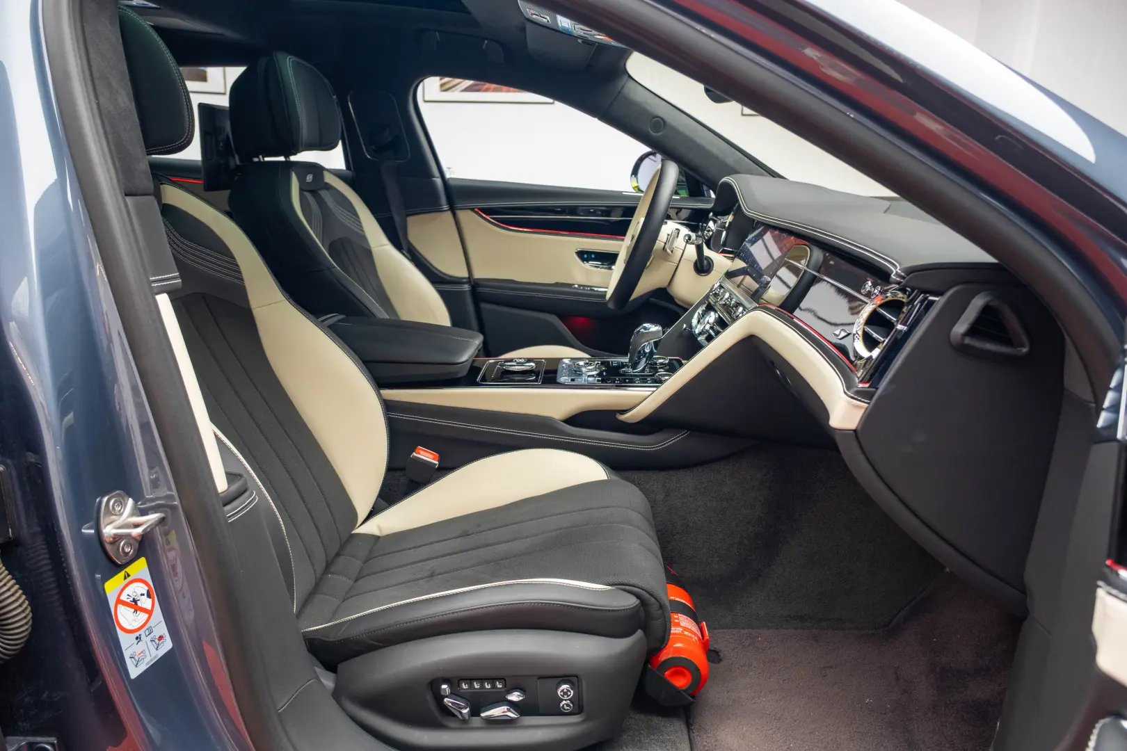 BENTLEY FLYING SPUR S V8