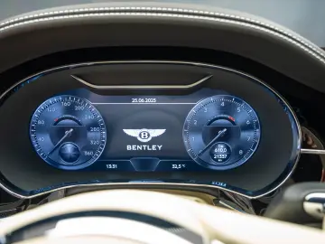 BENTLEY FLYING SPUR S V8