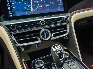 BENTLEY FLYING SPUR S V8