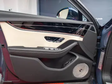 BENTLEY FLYING SPUR S V8