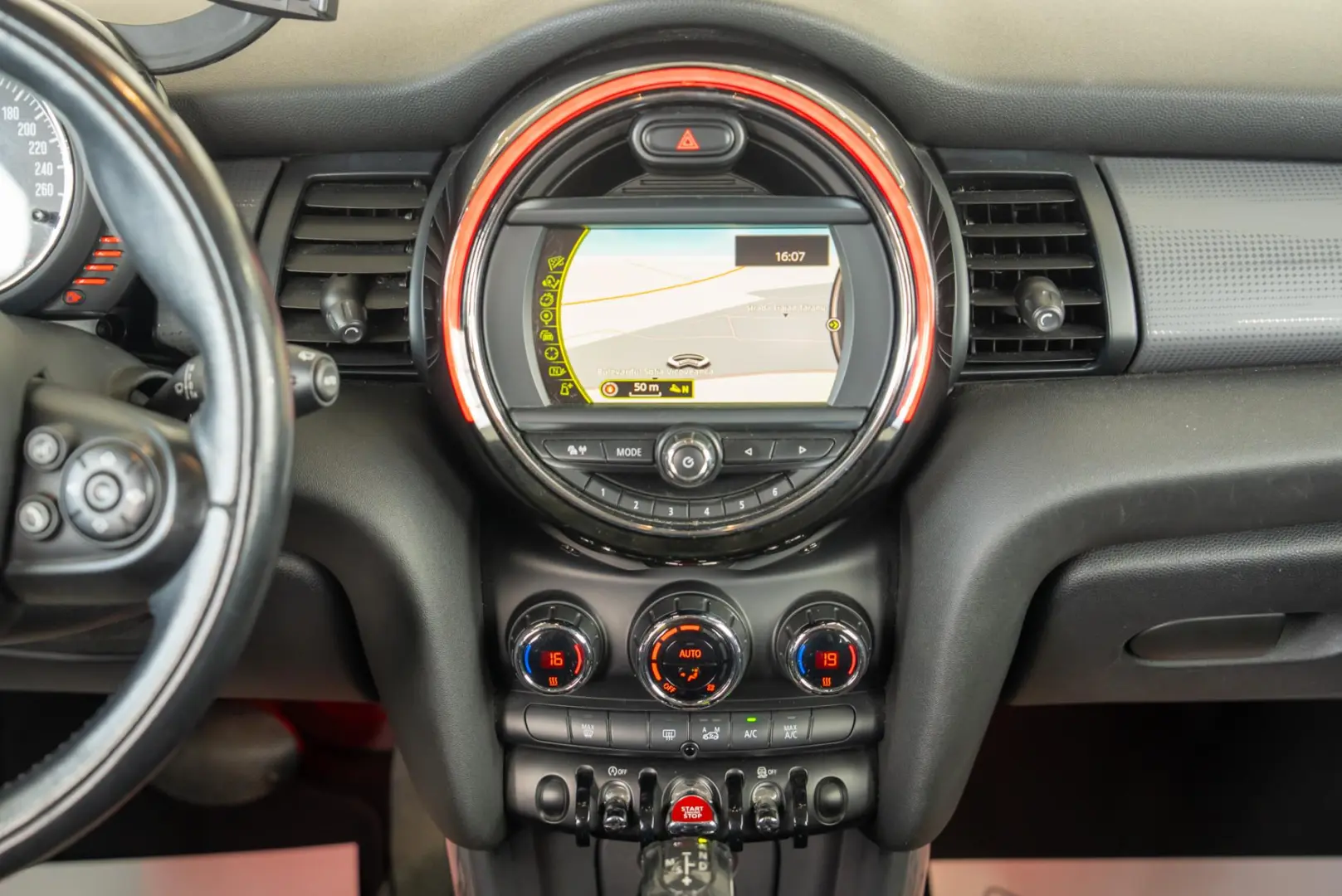 Mini COOPER D 1.5 D Automat