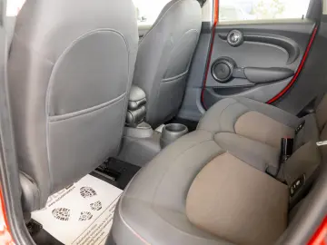 Mini COOPER D 1.5 D Automat