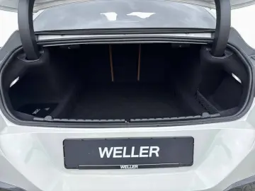 M SPORT HUD ACC DR ASS PA ASS H&K LED 20