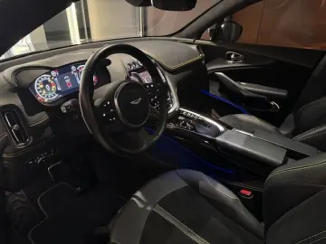 DBX 4.0 V8