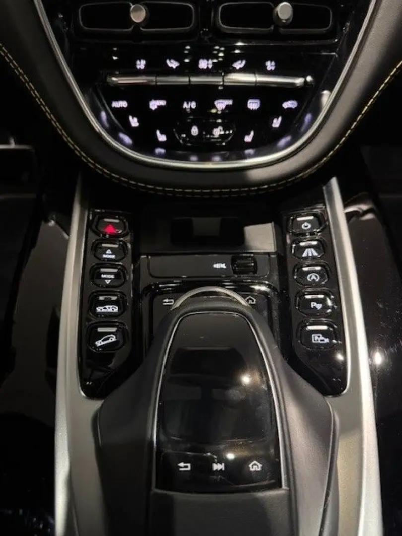 DBX 4.0 V8