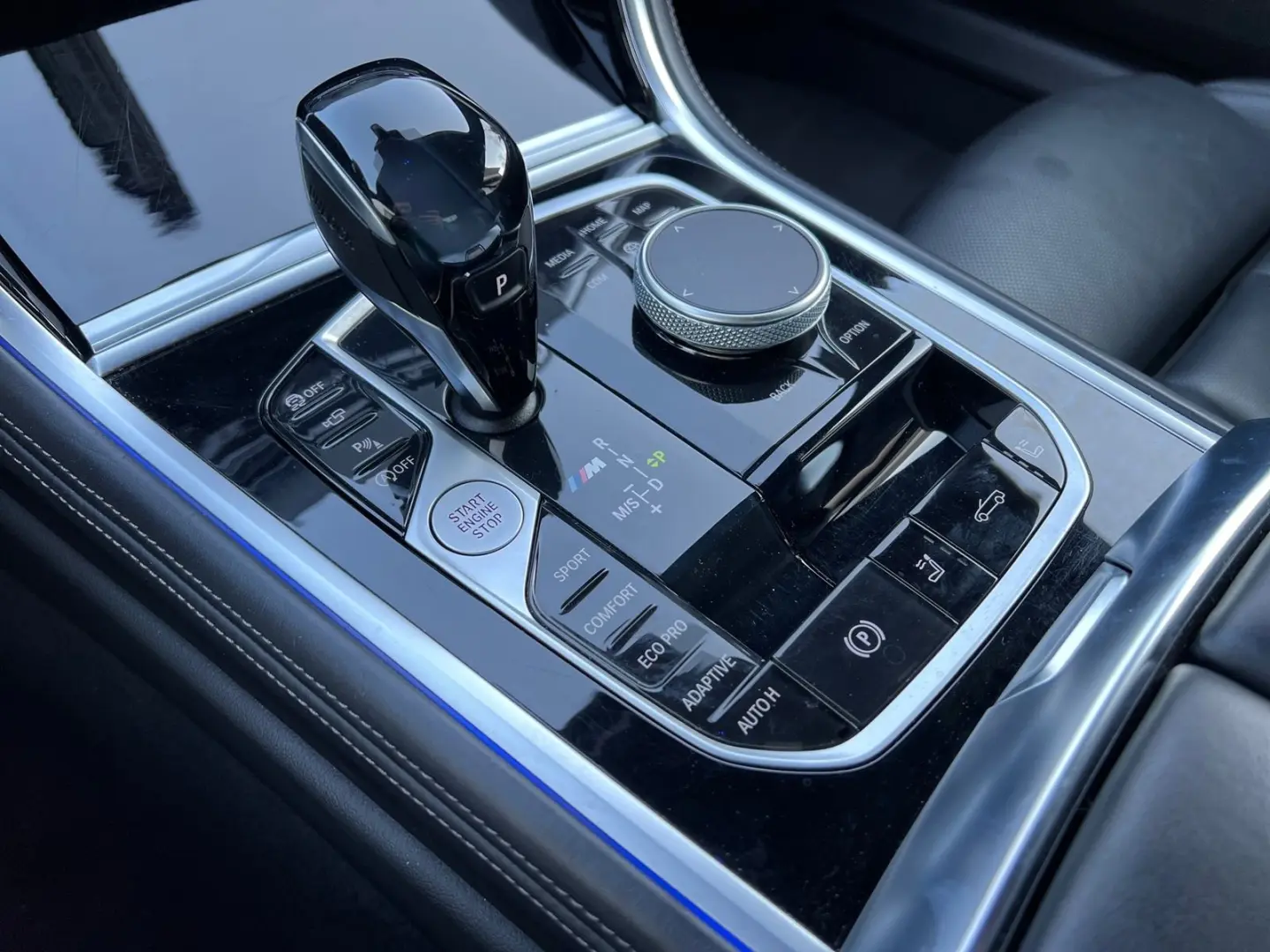 M850 I CABRIO 530PS 8G 4X4 +NAVI+LASER -55%