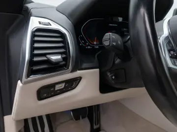 M850i xD Coupé Laser 360°HUD DAB B&W SoftCl 20