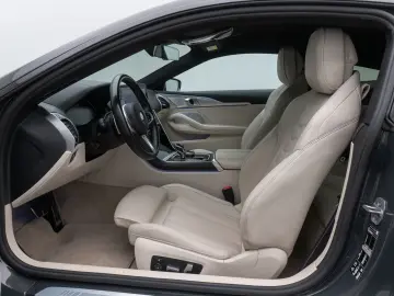 M850i xD Coupé Laser 360°HUD DAB B&W SoftCl 20
