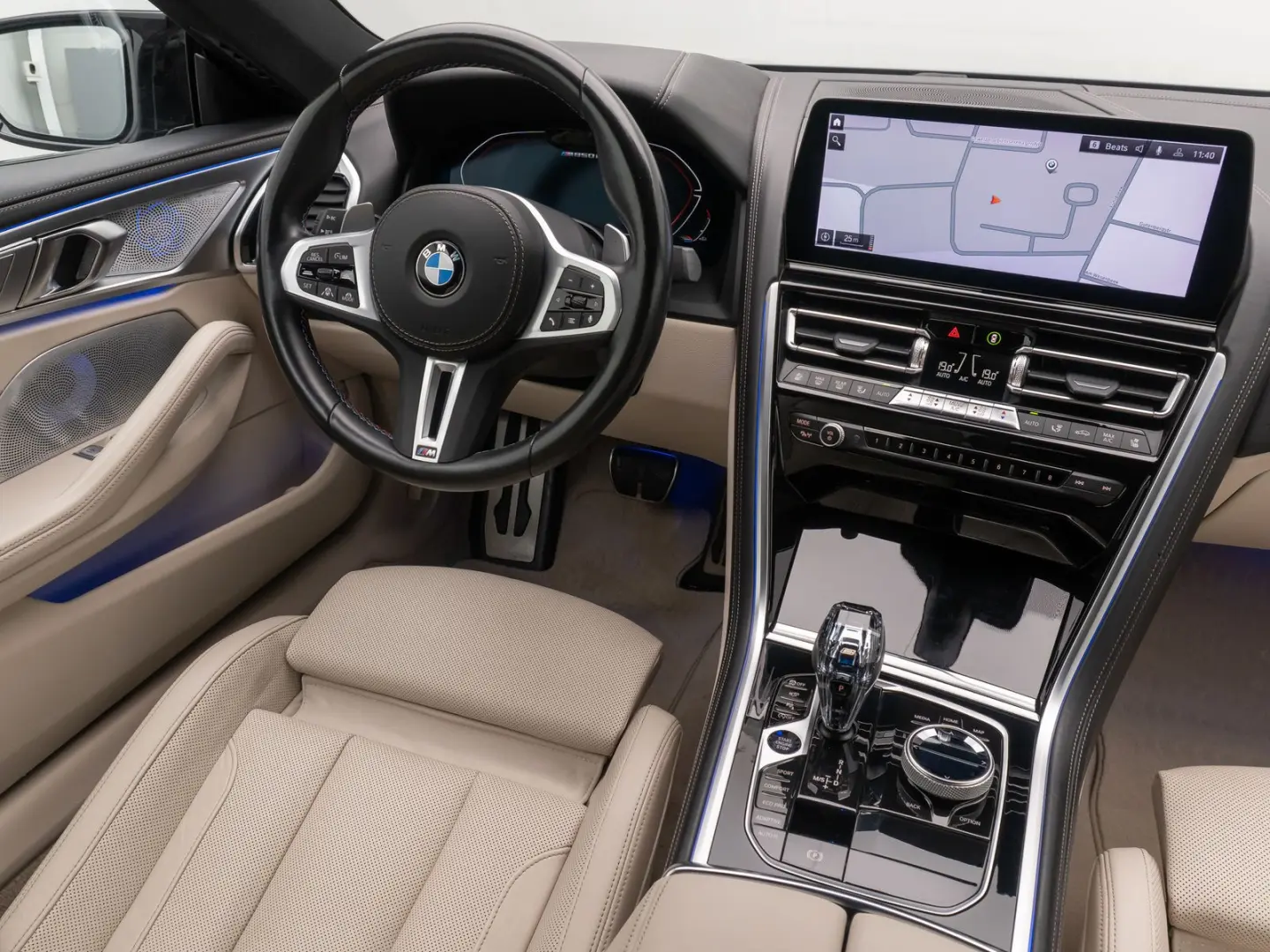 M850i xD Coupé Laser 360°HUD DAB B&W SoftCl 20